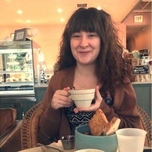 Meet your Posher, Abby